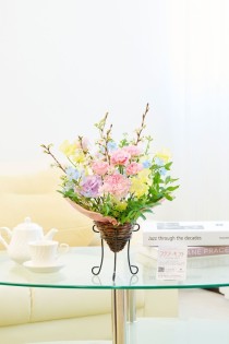 アレンジメントフラワー　プチ・コーン型スタンド　桜ミックス（Sサイズ）